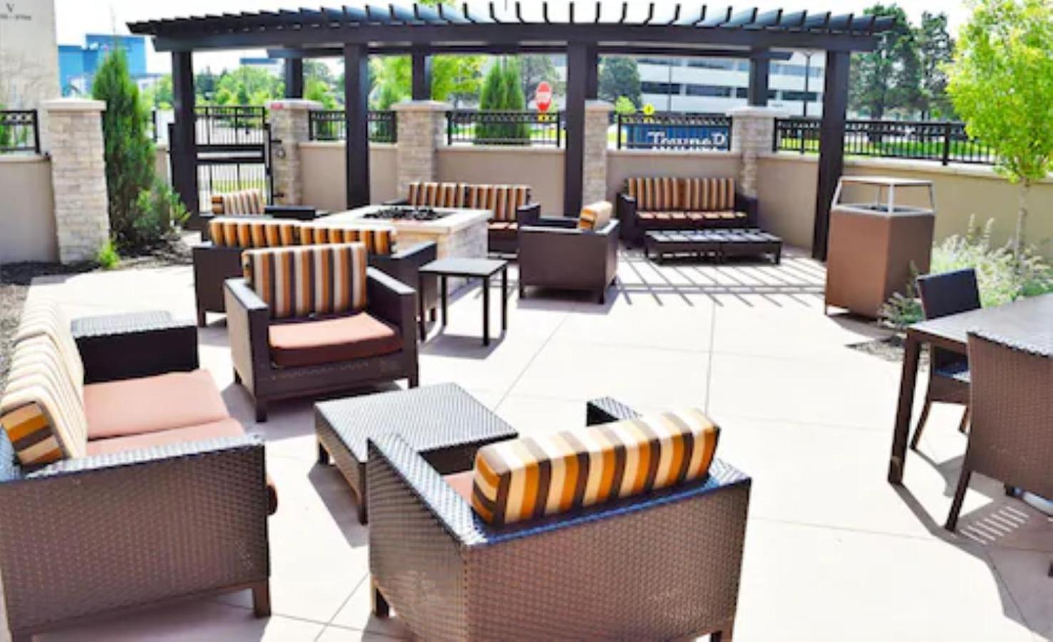 Towneplace Suites By Marriott Minneapolis Near Mall Of America ブルーミントン エクステリア 写真